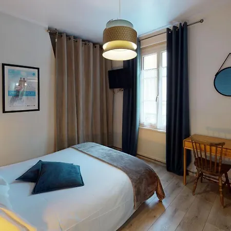 Hotel L'estran 2*