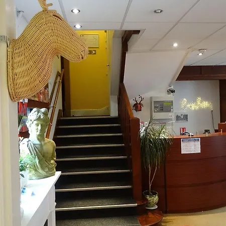 Hotel L'estran 2*