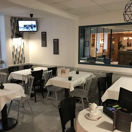 L'estran Отель 2*