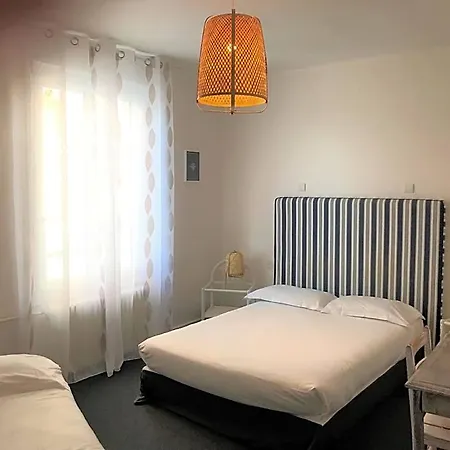 Hotel L'estran 2*