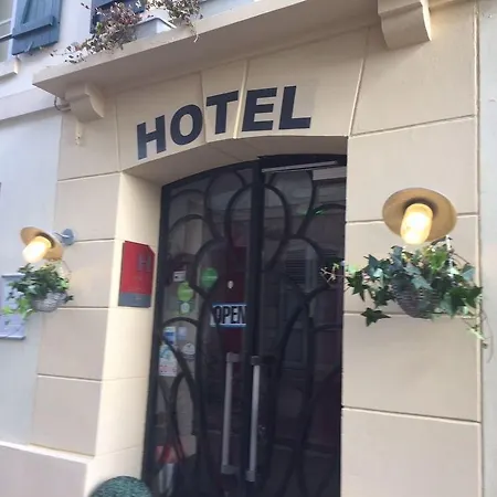 Отель L'estran 2*