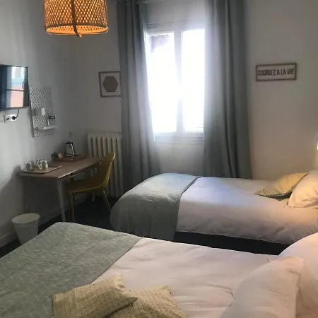 L'estran Отель 2*